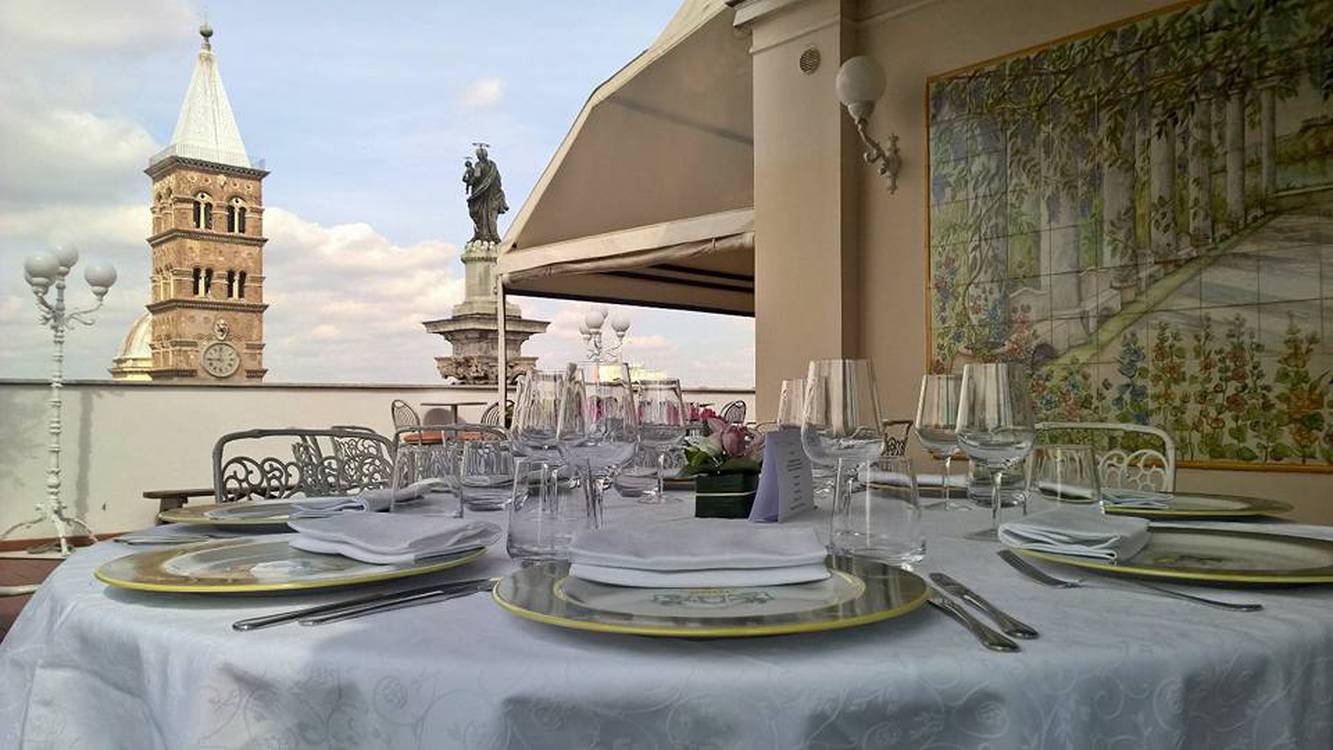 Ресторан la terrazza dei papi отель Mecenate Palace Рим Ресторан la terrazza dei papi отель Mecenate Palace Рим