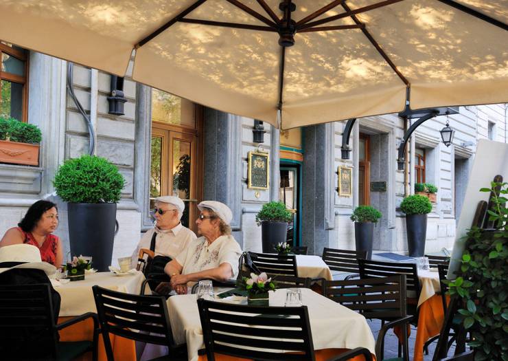 Caffè papa sisto отель Mecenate Palace Рим Caffè papa sisto отель Mecenate Palace Рим