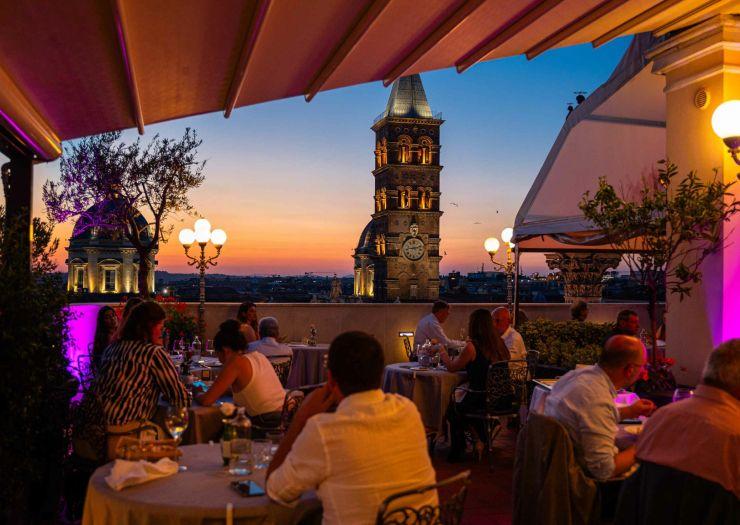 La Terrazza Dei Papi отель Mecenate Palace Рим La Terrazza Dei Papi отель Mecenate Palace Рим