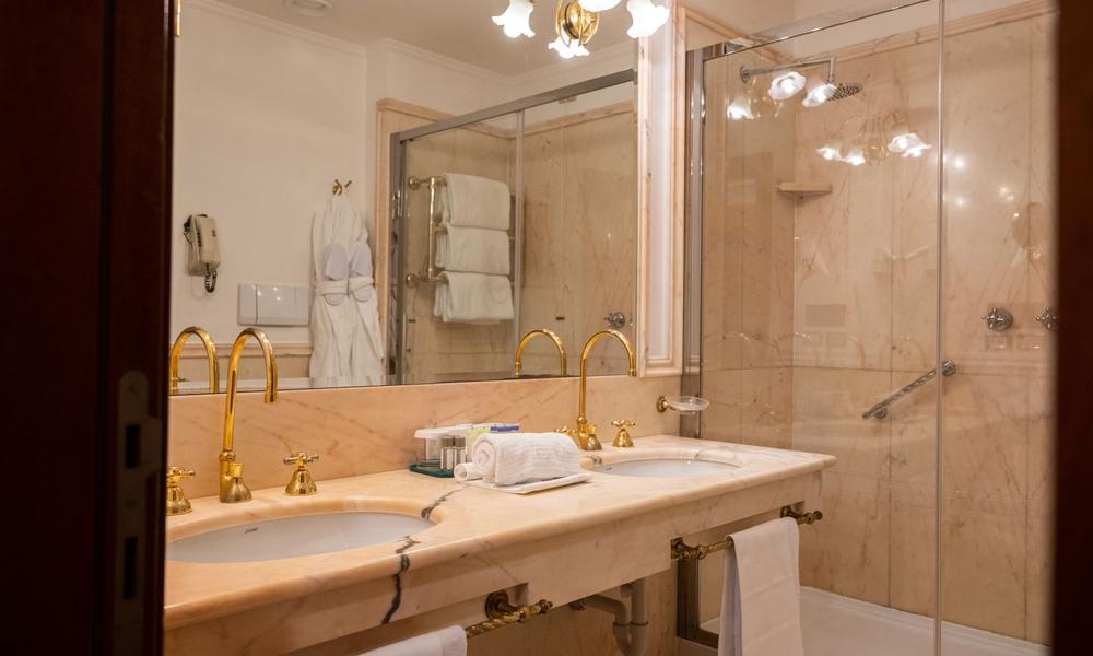 Номера Люкс отель Mecenate Palace Рим Номера Люкс отель Mecenate Palace Рим